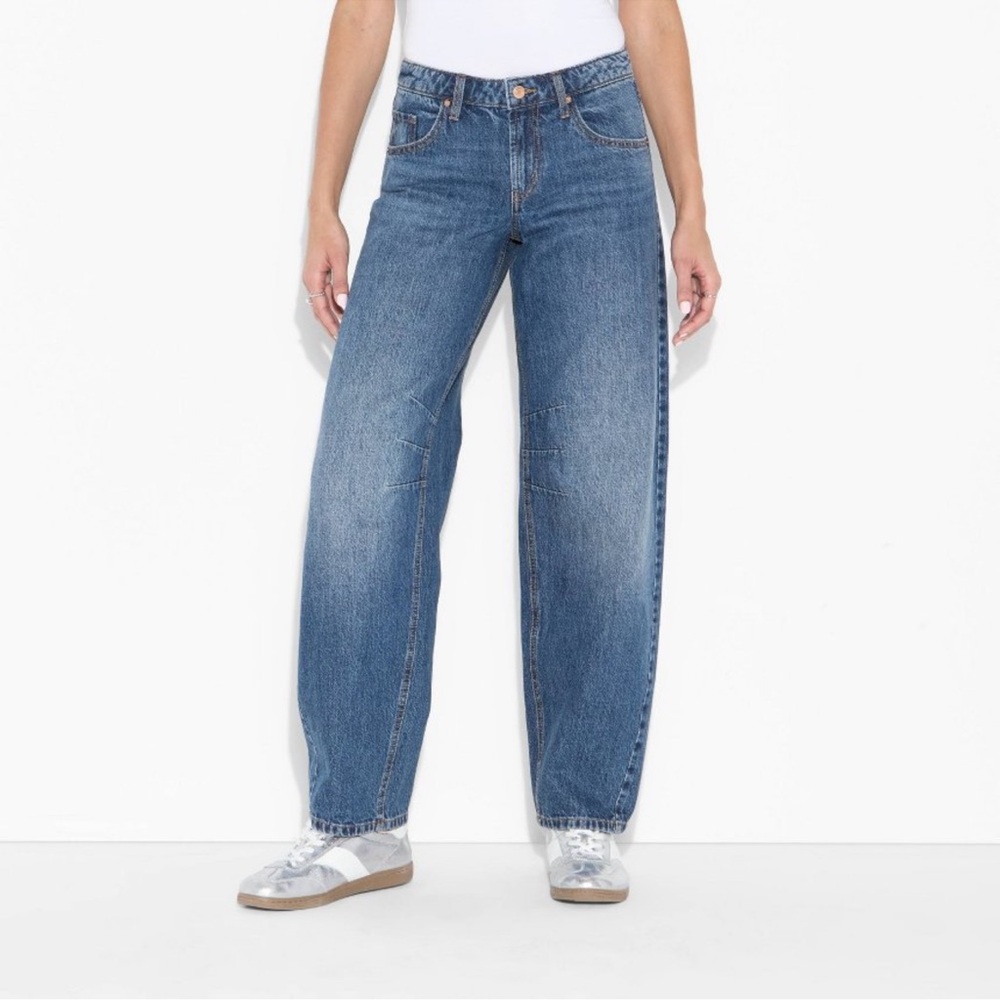 Wild fable mid rise barrel jeans